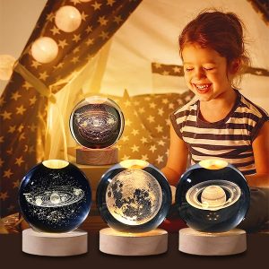 Svjetleća 3D Kristalna Kugla s Astronomskim Uzorkom | LUMABALL